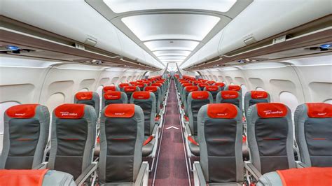 AIRBUS 321 .
